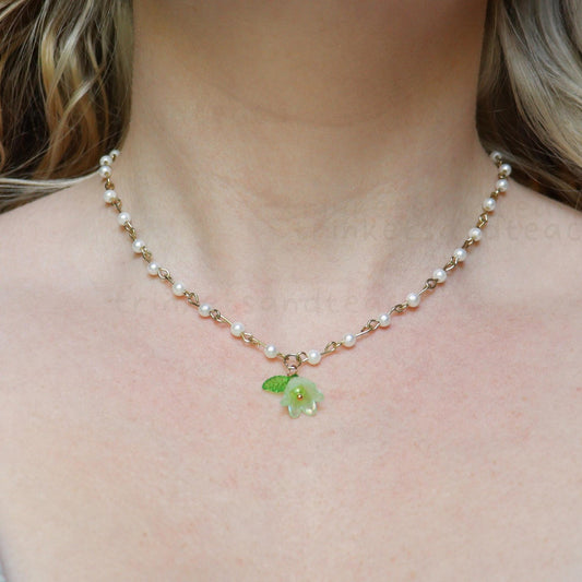 Dainty Floral Necklace